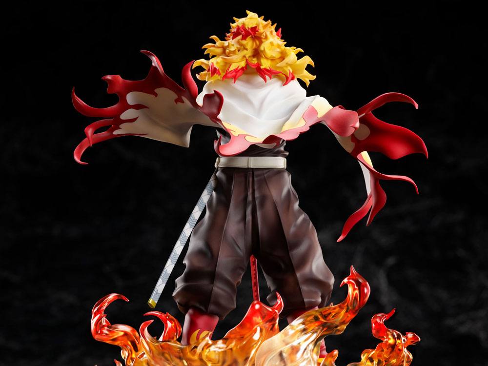 Demon Slayer: Kimetsu no Yaiba The Movie Statue 1/8 Mugen Train Kyojuro Rengoku 20 cm