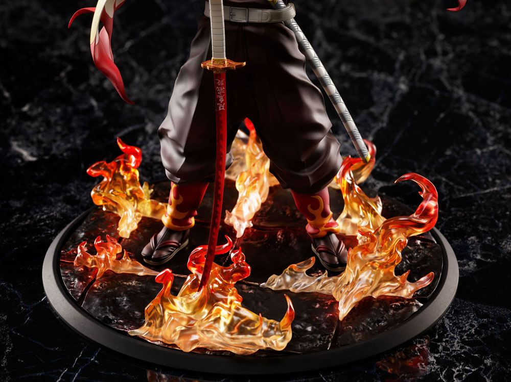 Demon Slayer: Kimetsu no Yaiba The Movie Statue 1/8 Mugen Train Kyojuro Rengoku 20 cm