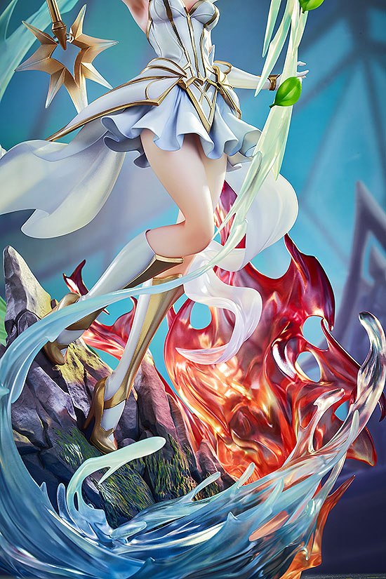 League of Legends PVC Statue Elementalist Lux 34 cm